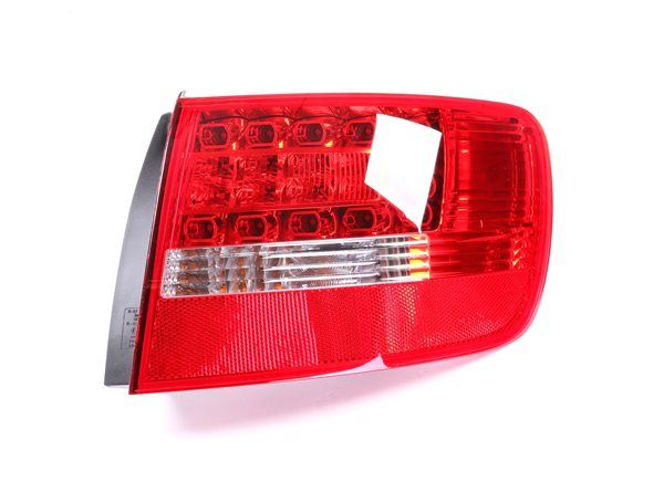 VALEO 043847: Lampă din spate dreapta, cu suport bulb, cu becuri cu incandescenta, ORIGINAL PART