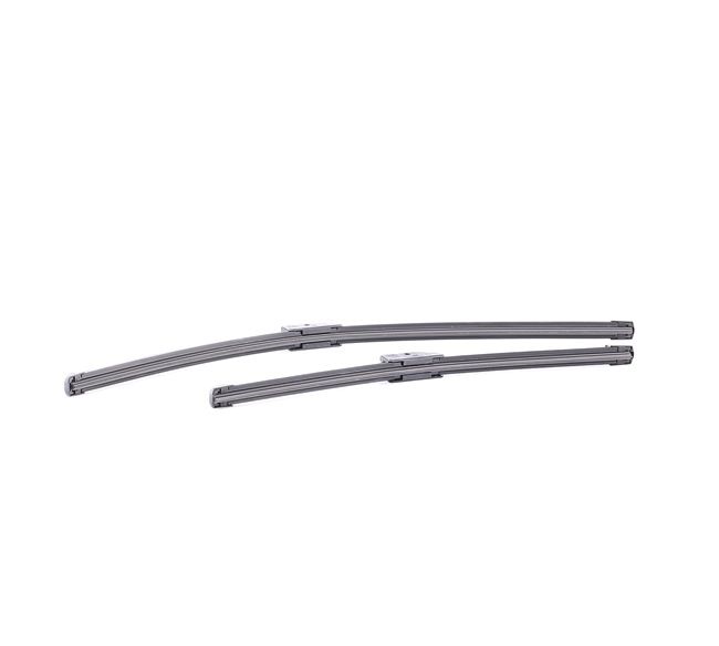 CHAMPION Aerovantage Flat AFL6545L/C02 Tergicristalli INFINITI Q70 (Y51) 211 CV Benzina costo