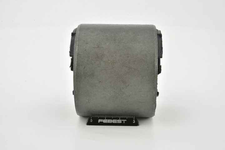 FEBEST BMAB-E46B: Draagarmrubber Achter, Vooras onderaan