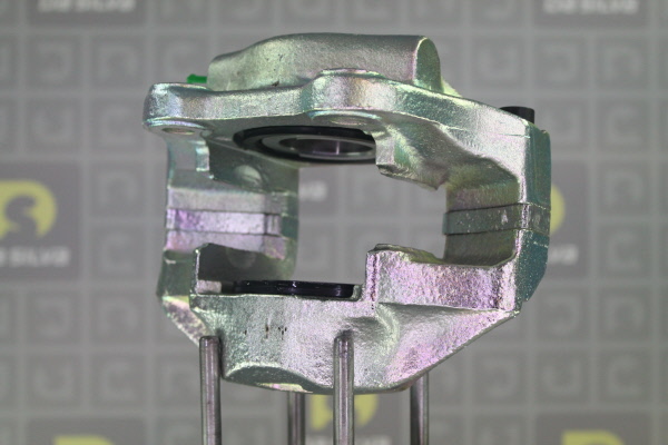 DA SILVA ET3957: Bremssattel vor der Achse, Vorderachse links