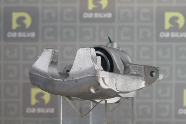 DA SILVA ET5058: Bremssattel hinter der Achse, Vorderachse rechts