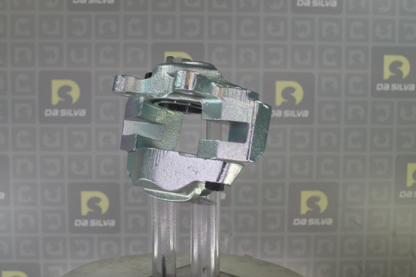 DA SILVA ET5136: Bremssattel vor der Achse, Vorderachse links
