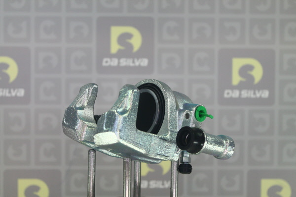 DA SILVA ET6918: Bremssattel hinter der Achse, Vorderachse links