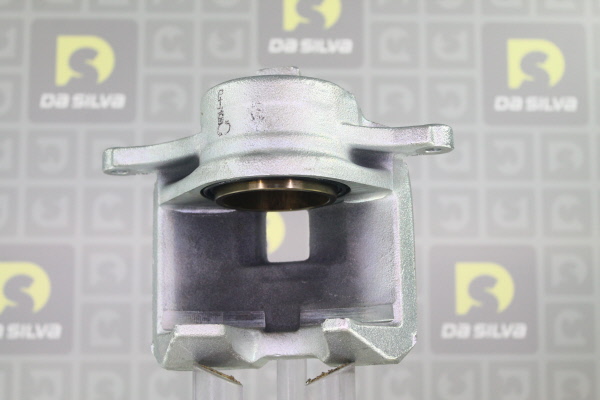 DA SILVA ET7030: Bremssattel hinter der Achse, Vorderachse links