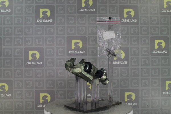 DA SILVA ET9291: Bremssattel vor der Achse, Hinterachse links
