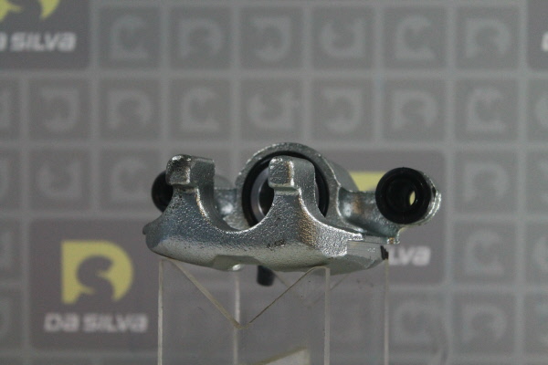 DA SILVA ET9309: Bremssattel vor der Achse, Hinterachse links