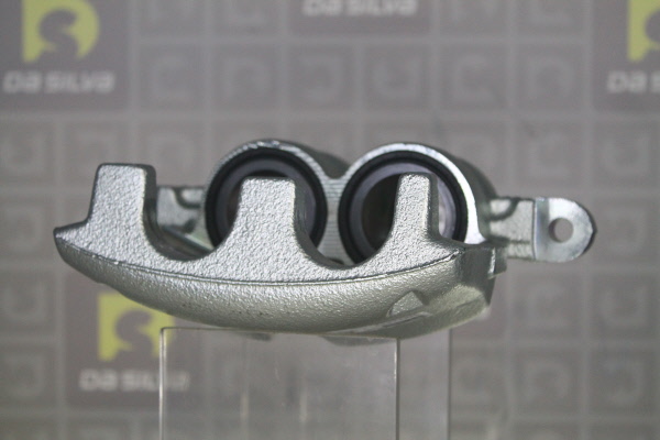 DA SILVA ET9798: Bremssattel vor der Achse, Hinterachse links