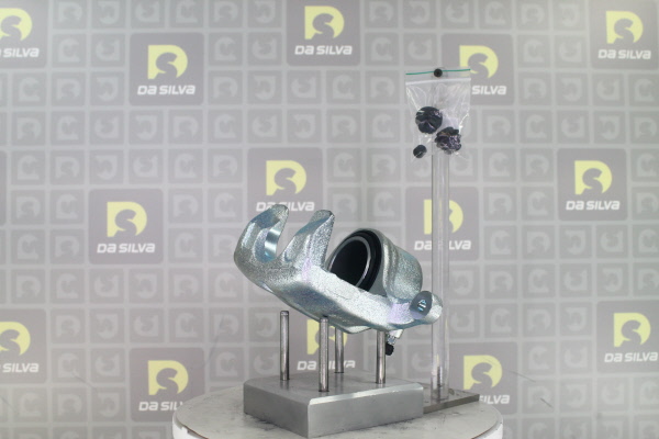 DA SILVA ET9931: Bremssattel vor der Achse, Vorderachse rechts