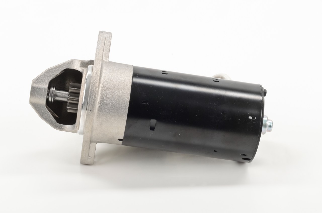 BOSCH 0 001 109 035: Motor de arranque 2kW
