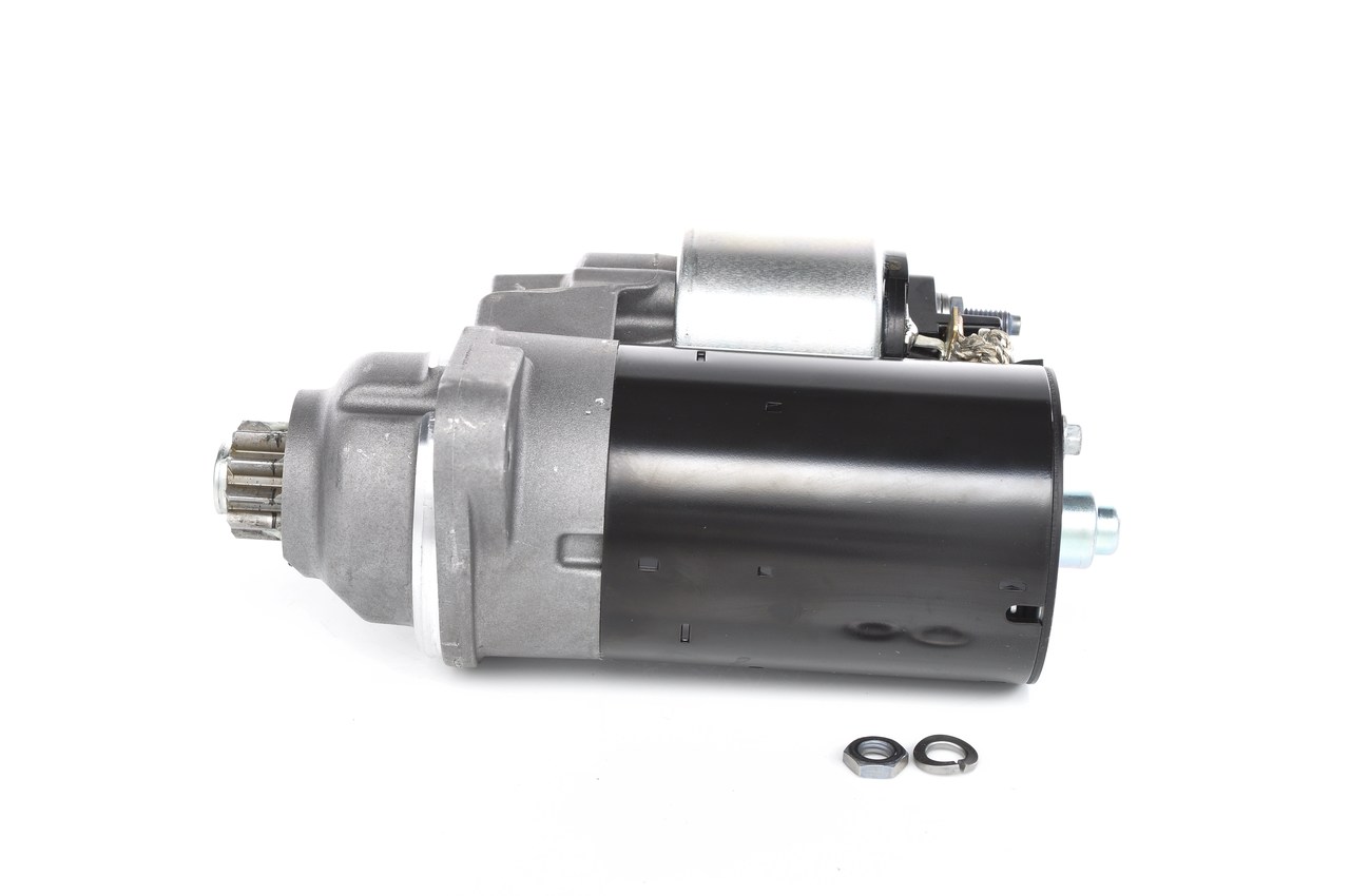 BOSCH 0 001 121 024: Anlasser 1,1kW