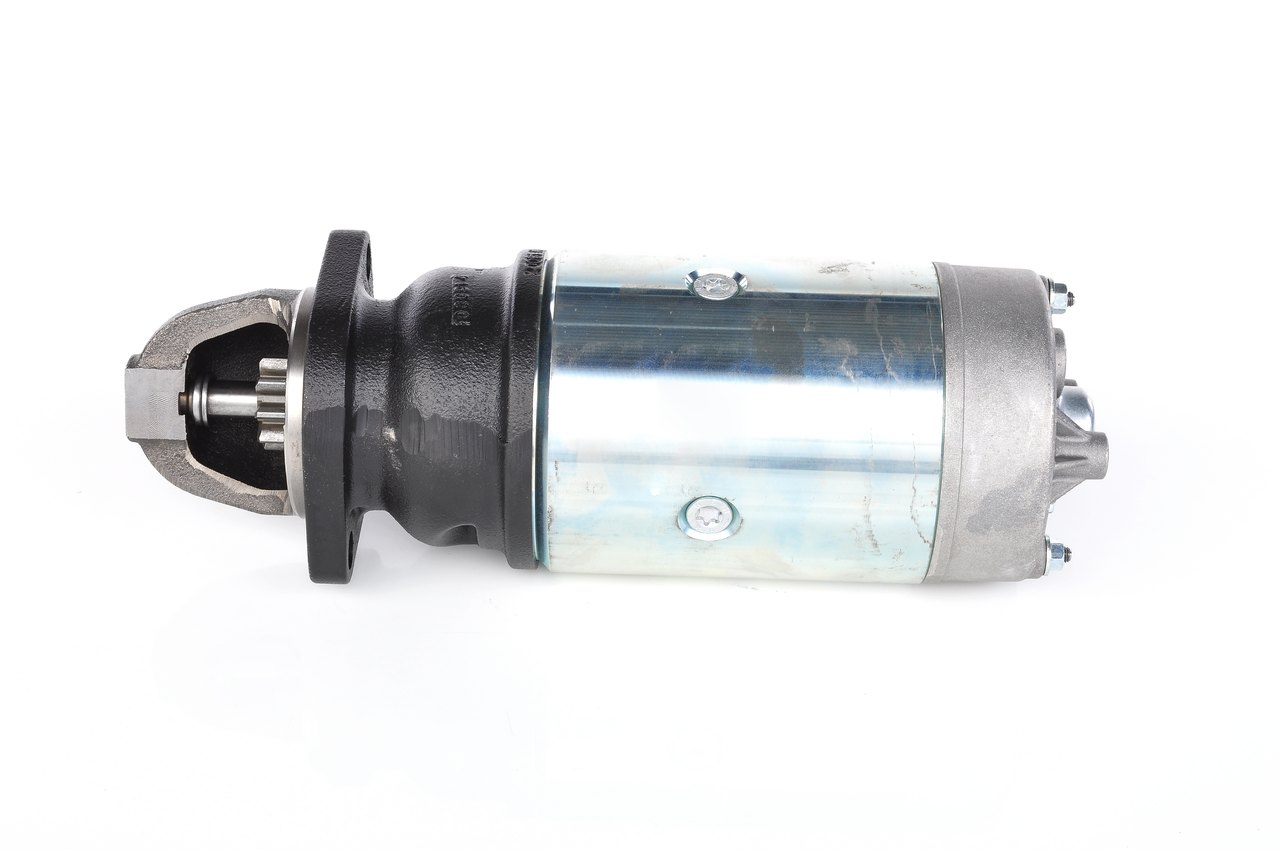 BOSCH 0 001 368 012: Anlasser 4kW
