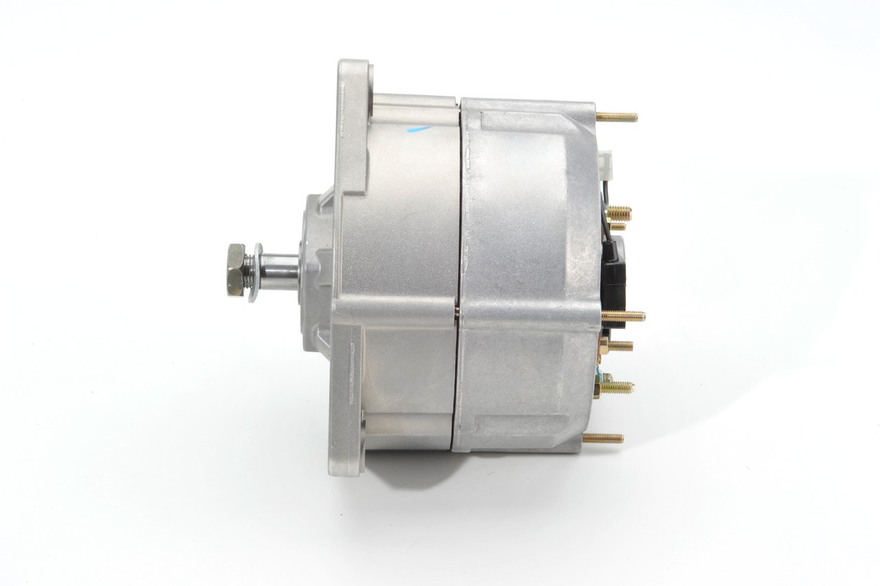 BOSCH 0 120 468 107: Lichtmaschine 80A