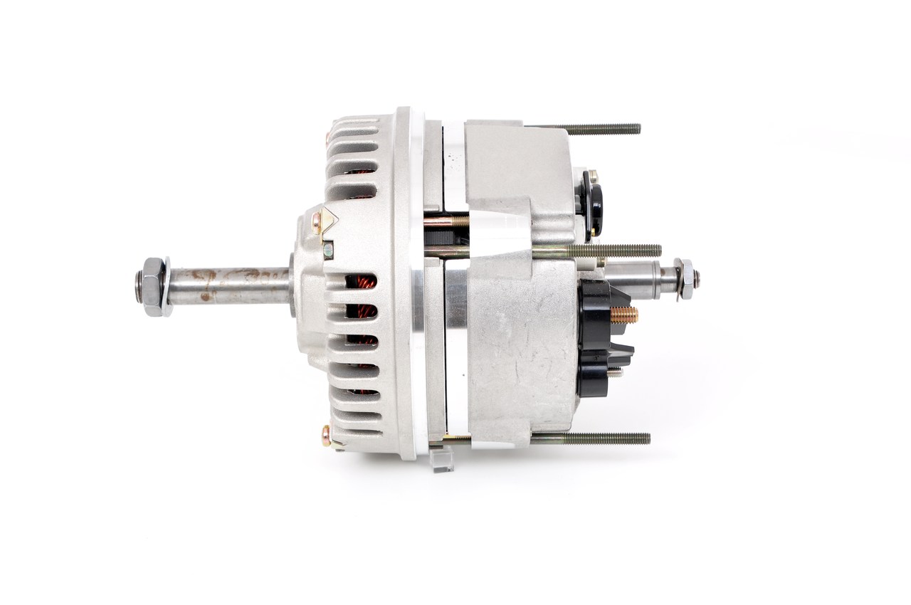 BOSCH 0 120 468 125: Lichtmaschine 115A