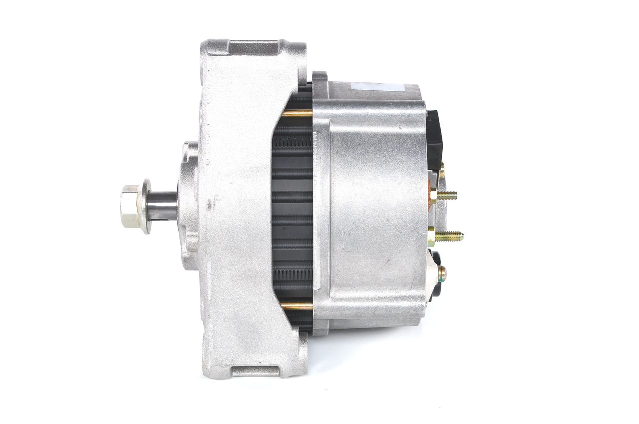 BOSCH 0 120 468 146: Laturi 80A