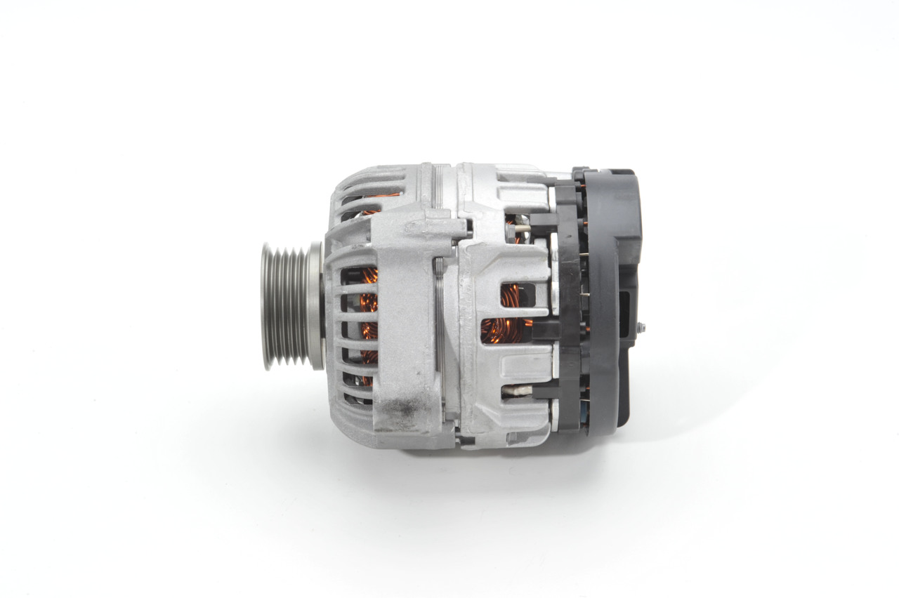 BOSCH 0 124 225 020: Laturi 85A