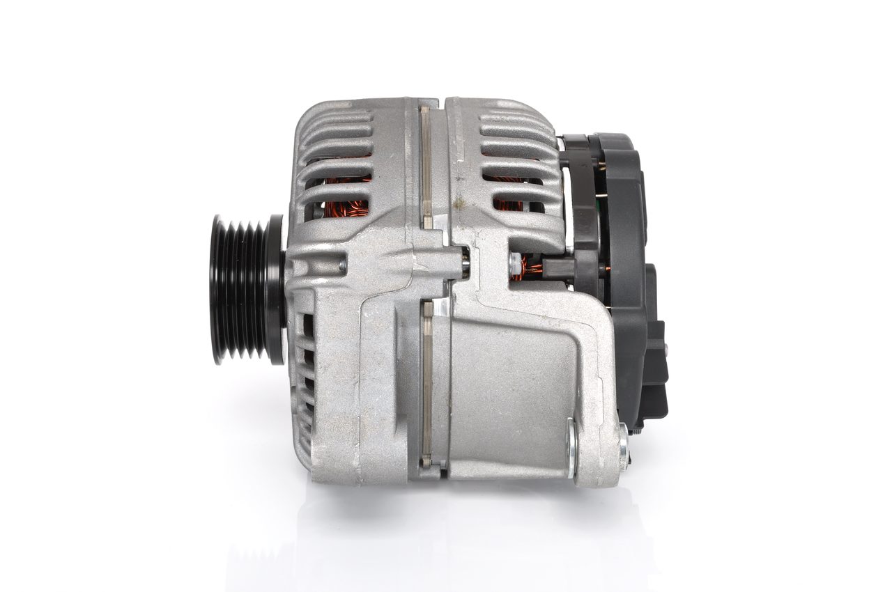 BOSCH 0 124 425 009: Laturi 120A