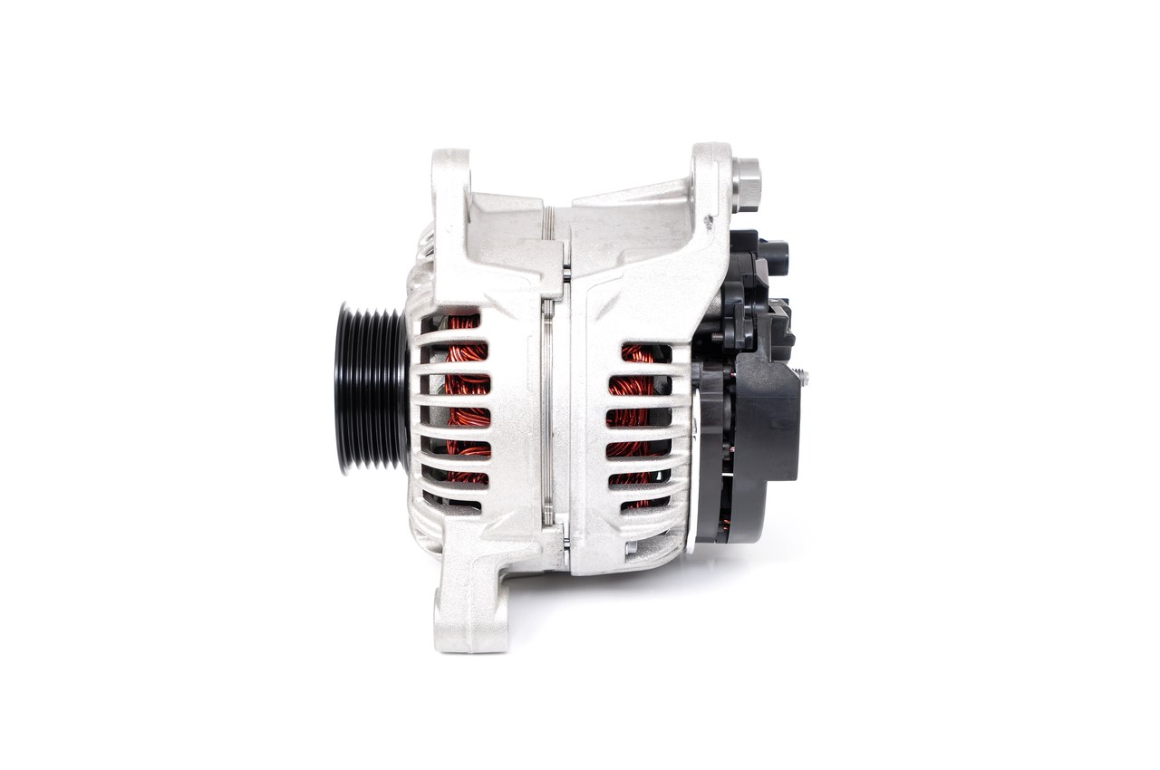 BOSCH 0 124 515 040: Lichtmaschine 120A