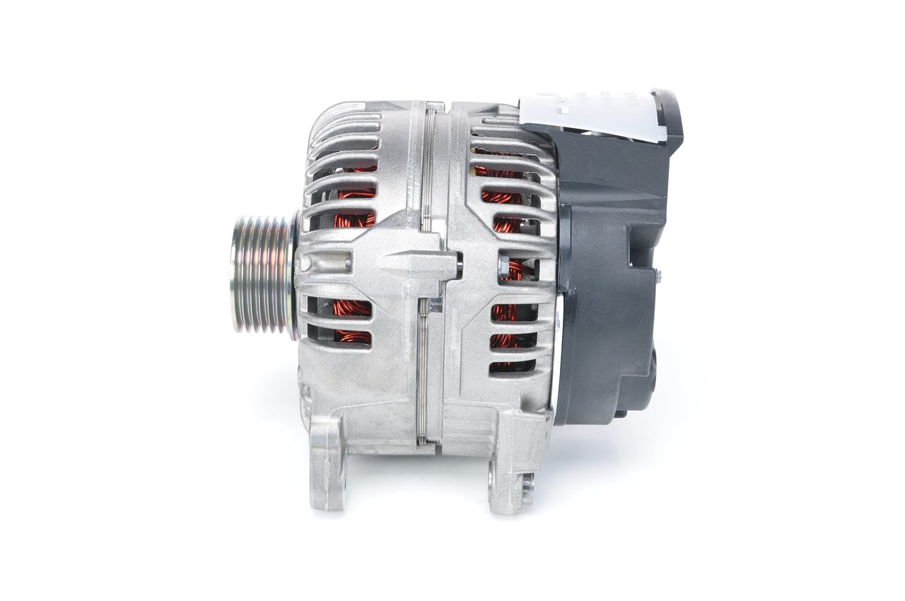 BOSCH 0 124 515 087: Lichtmaschine 120A