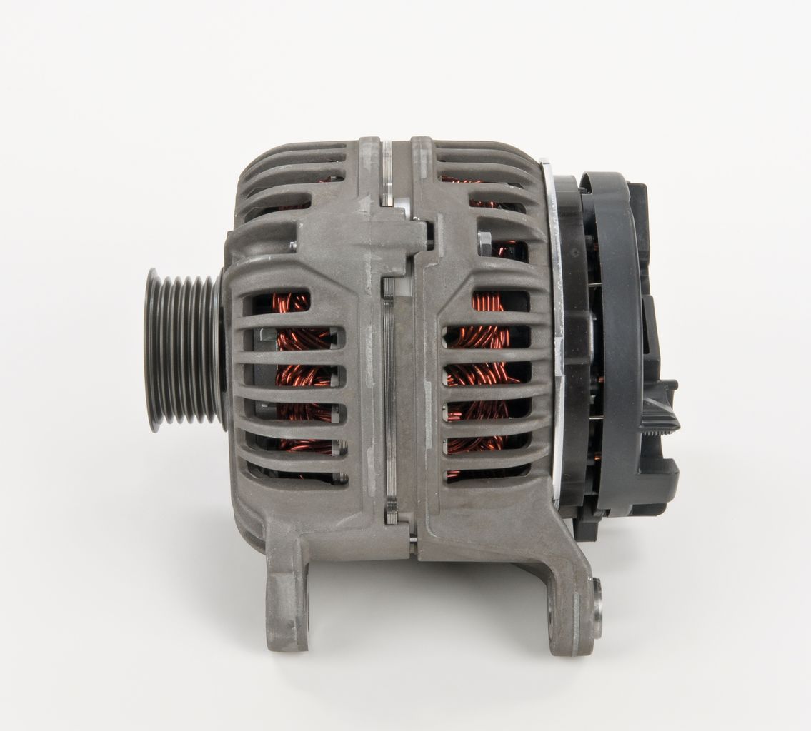 BOSCH 0 124 525 056: Alternador 150A