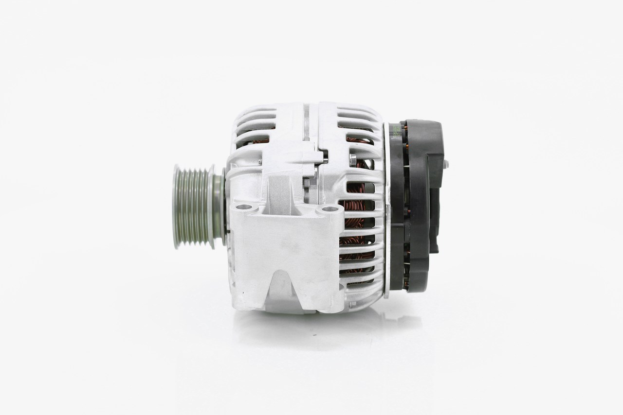BOSCH 0 124 525 088: Alternátor 140A