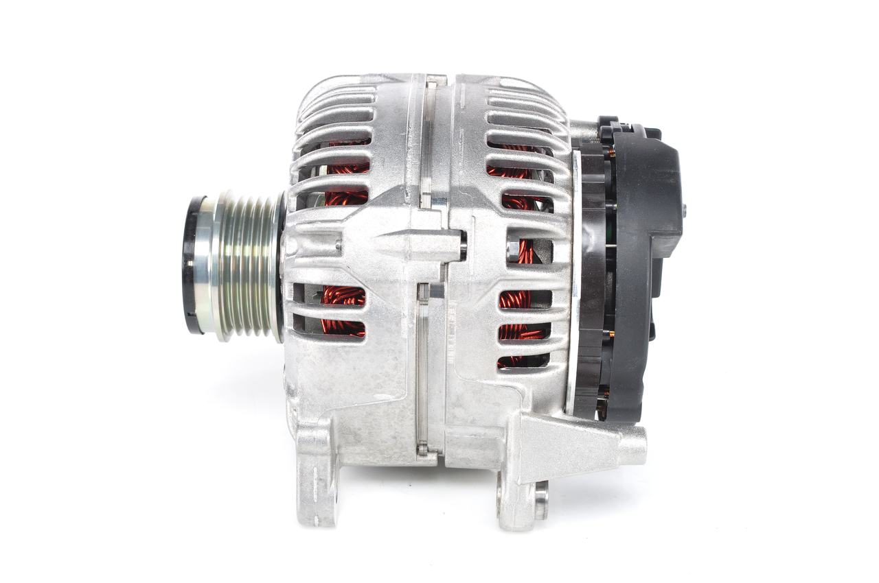 BOSCH 0 124 525 089: Laturi 140A