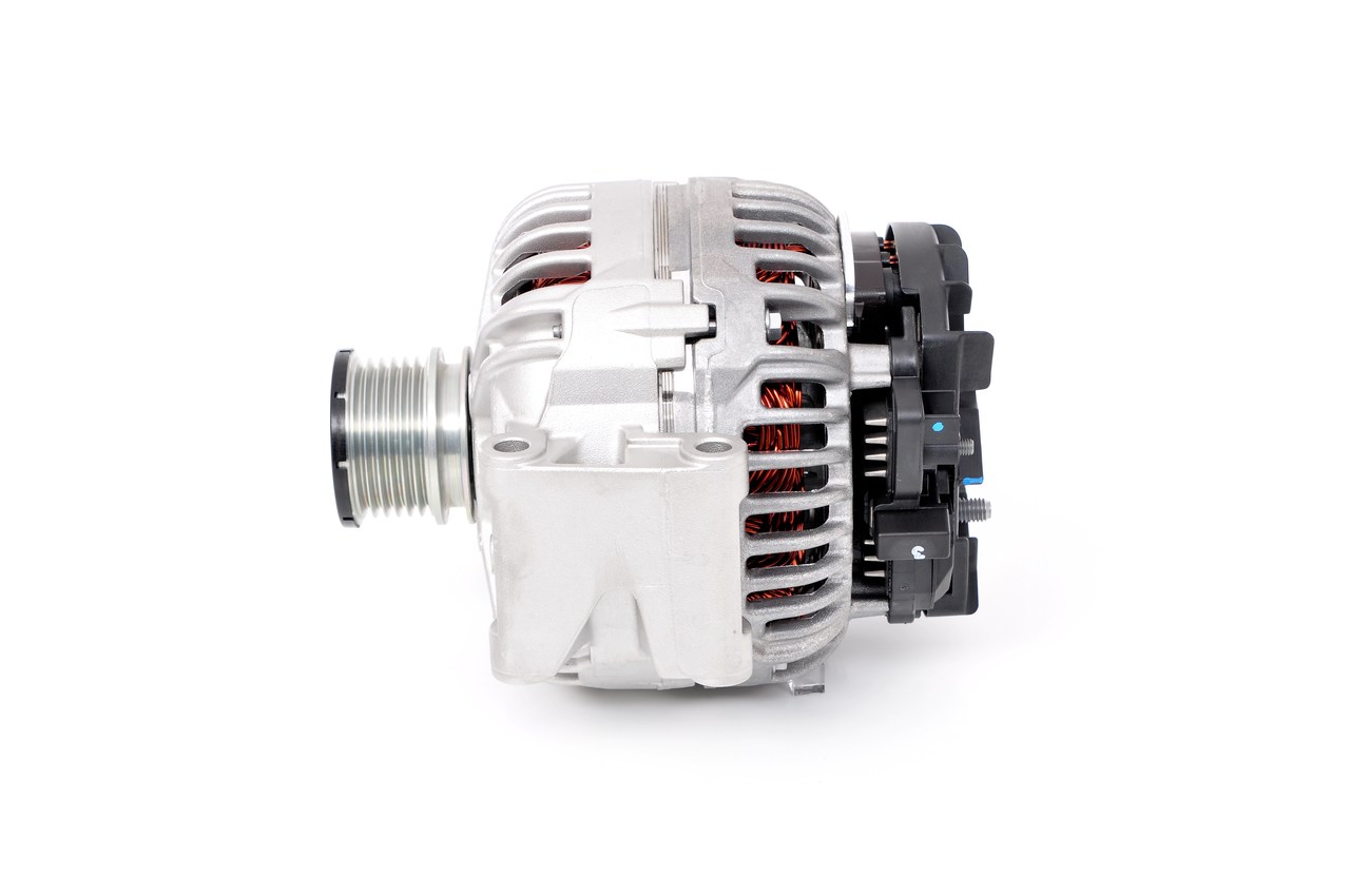 BOSCH 0 124 615 035: Alternador 150A