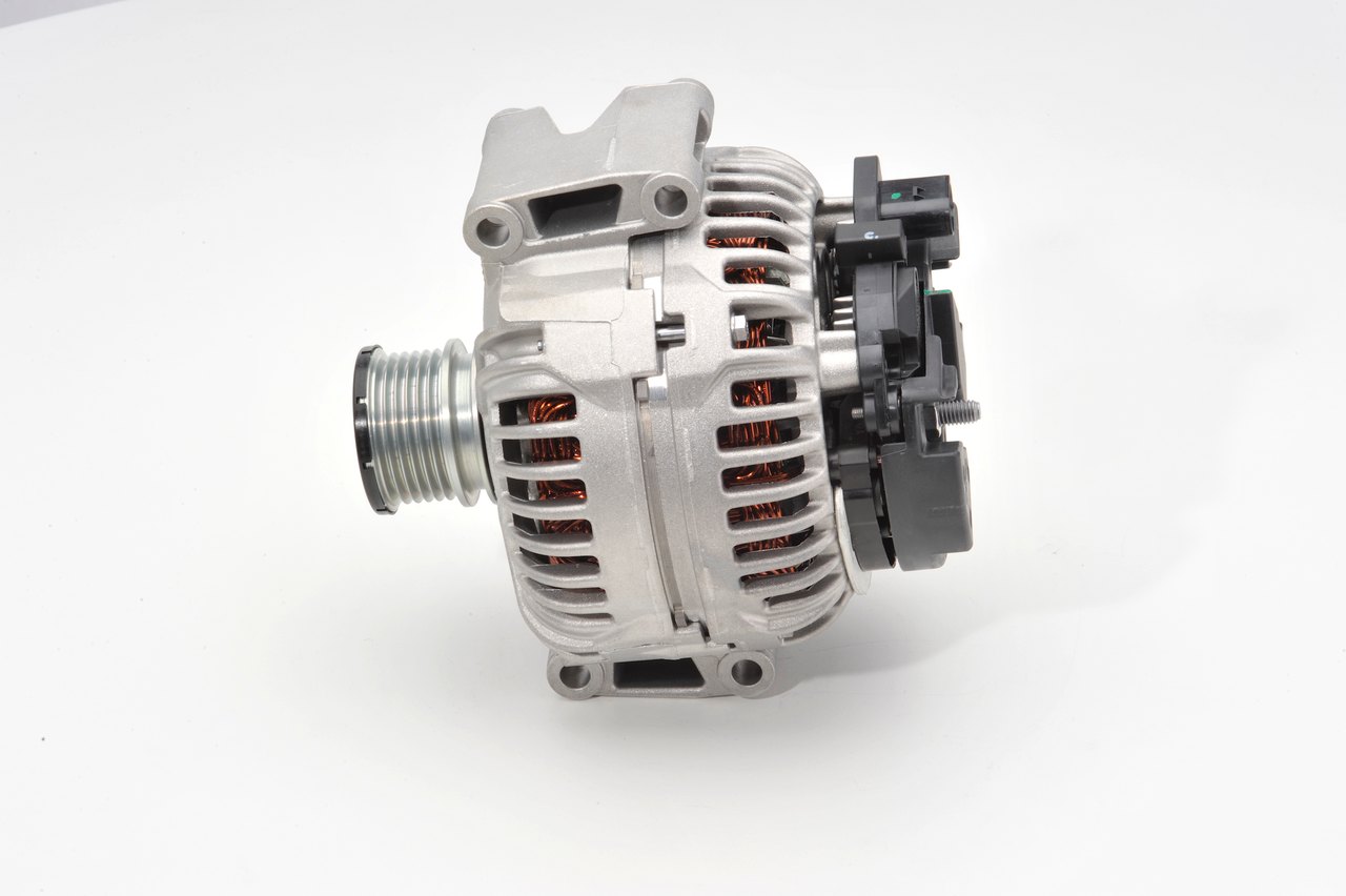 BOSCH 0 124 625 006: Laturi 200A