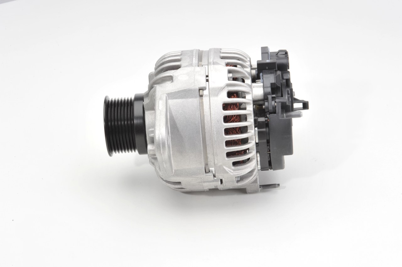 BOSCH 0 124 655 024: Lichtmaschine 120A