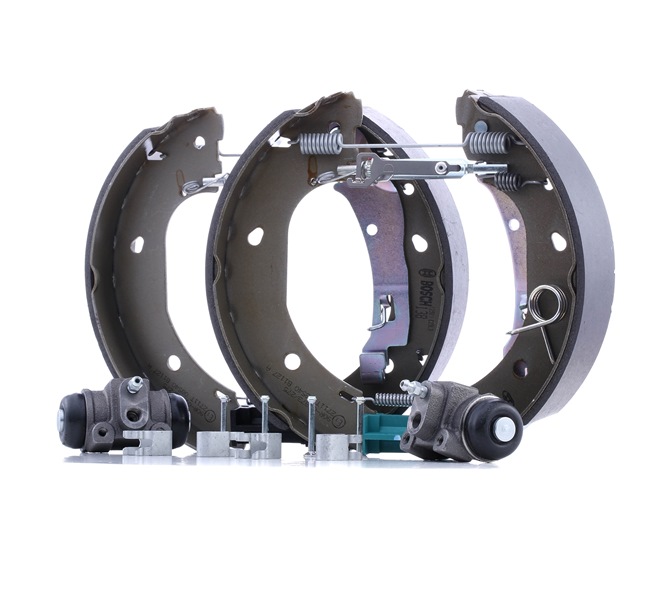 BOSCH 0 204 114 646 Спирачен комплект, барабанни спирачки FIAT DUCATO автобус (244, Z_) 84 K.C. дизел цена
