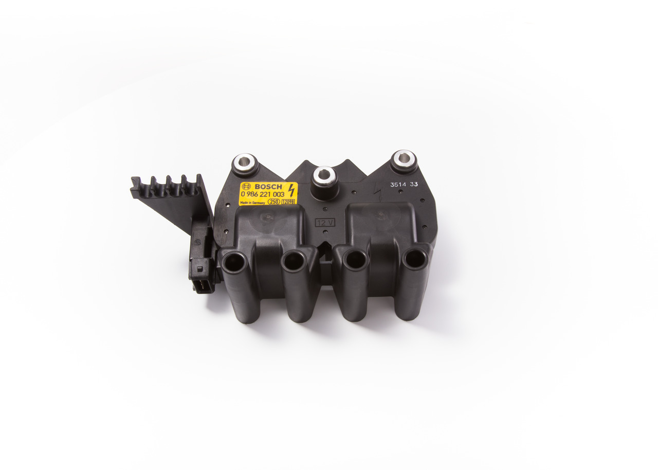 BOSCH 0 986 221 003: Zündspule