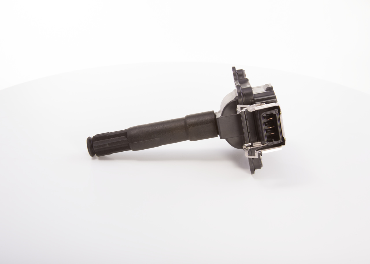 BOSCH 0 986 221 011: Zündspule