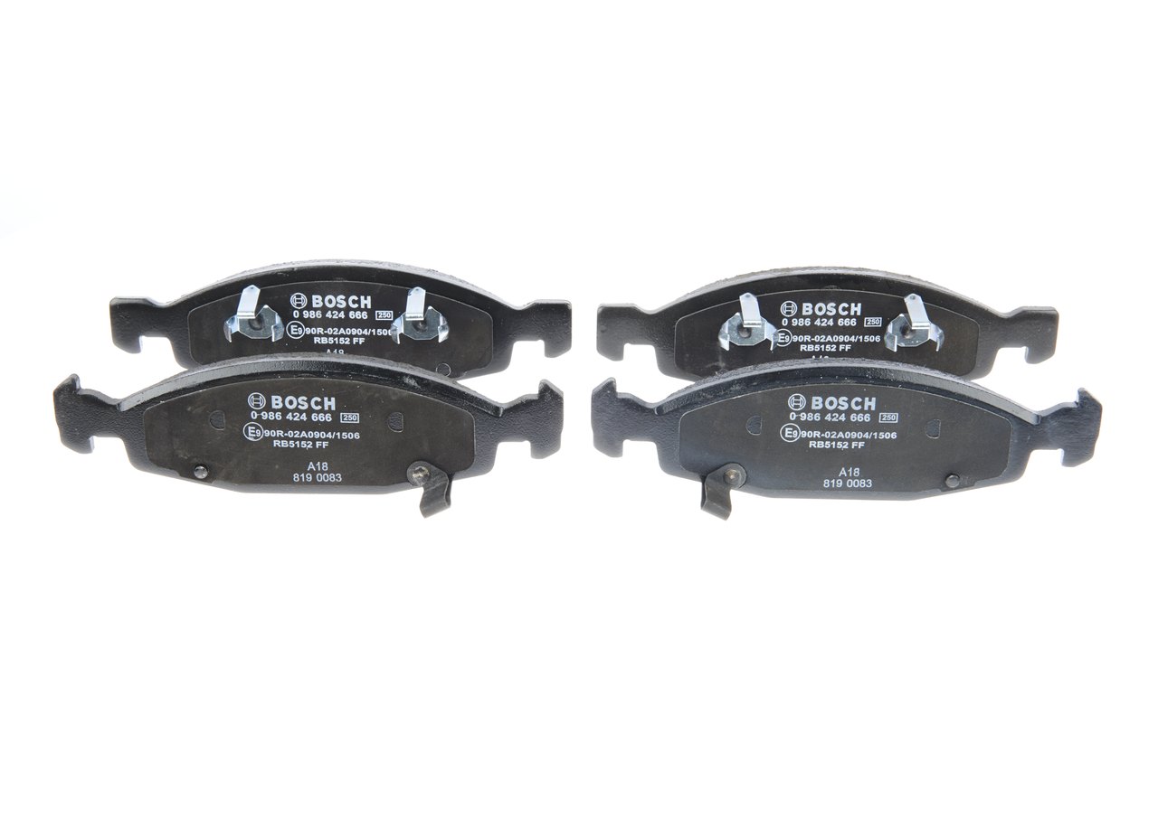 BOSCH 0 986 424 666 Τακάκια φρένων JEEP GRAND CHEROKEE 2 (WJ, WG) 140 PS Πετρέλαιο κόστος
