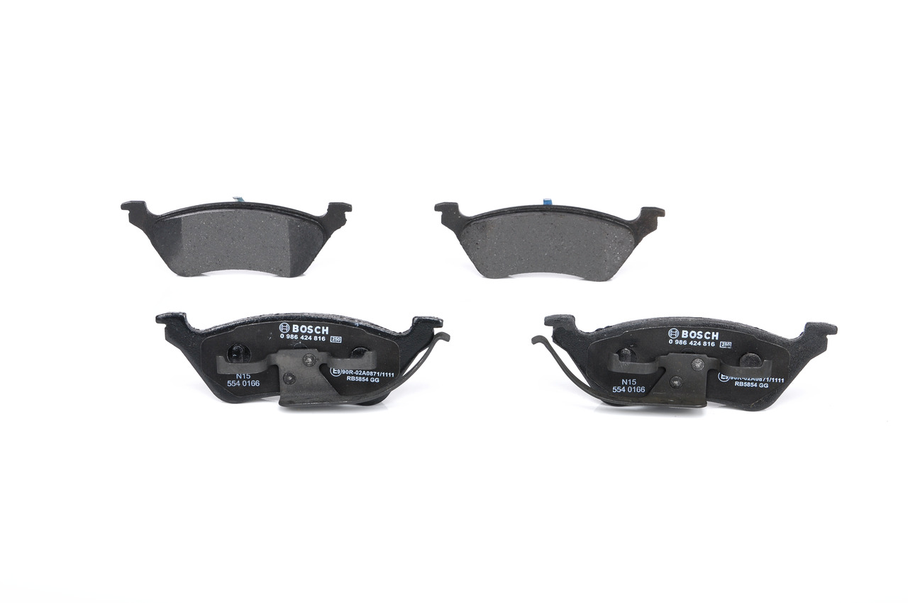 BOSCH 0 986 424 816 Sada brzdových destiček, kotoučová brzda CHRYSLER VOYAGER 4 (RG, RS) 174 HP Benzín cena