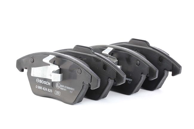 BOSCH 0 986 424 825: Klocki hamulcowe z podkładką wytłumiającą, z zamkiem