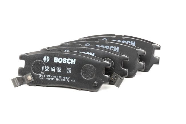 BOSCH 0 986 461 768 Комплект спирачно феродо, дискови спирачки MITSUBISHI PAJERO 2 (V3W, 52W, 54W) 216 K.C. бензин цена