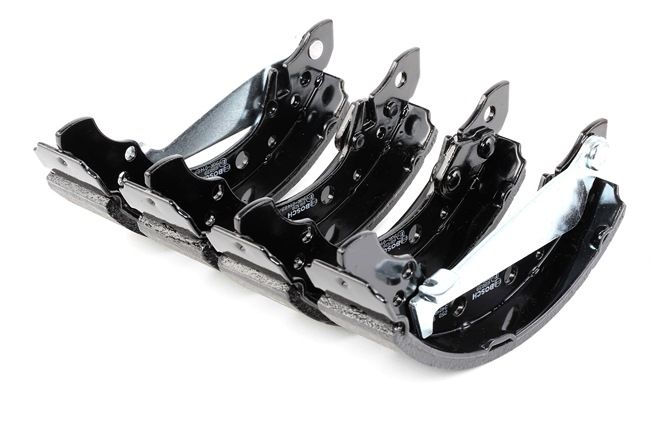 BOSCH 0 986 487 270: Juego de zapatas de frenos