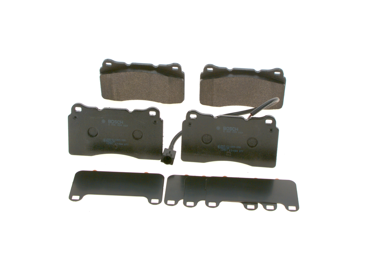 BOSCH 0 986 494 069: Brzdové platničky s proti hlukovým plechom
