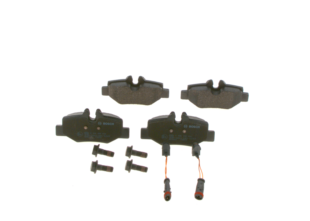 BOSCH 0 986 494 082: Bremsbeläge mit Montageanleitung, mit Anti-Quietsch-Blech, mit Schrauben