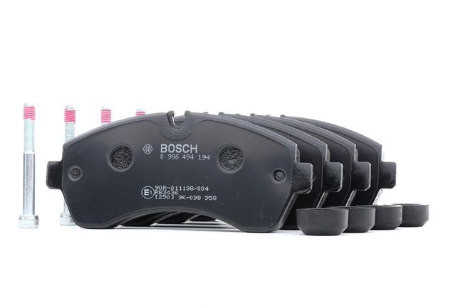 BOSCH 0 986 494 194 Τακάκια φρένων MERCEDES-BENZ SPRINTER 4-t Πλατφόρμα/σασσί (907) 143 PS Πετρέλαιο κόστος