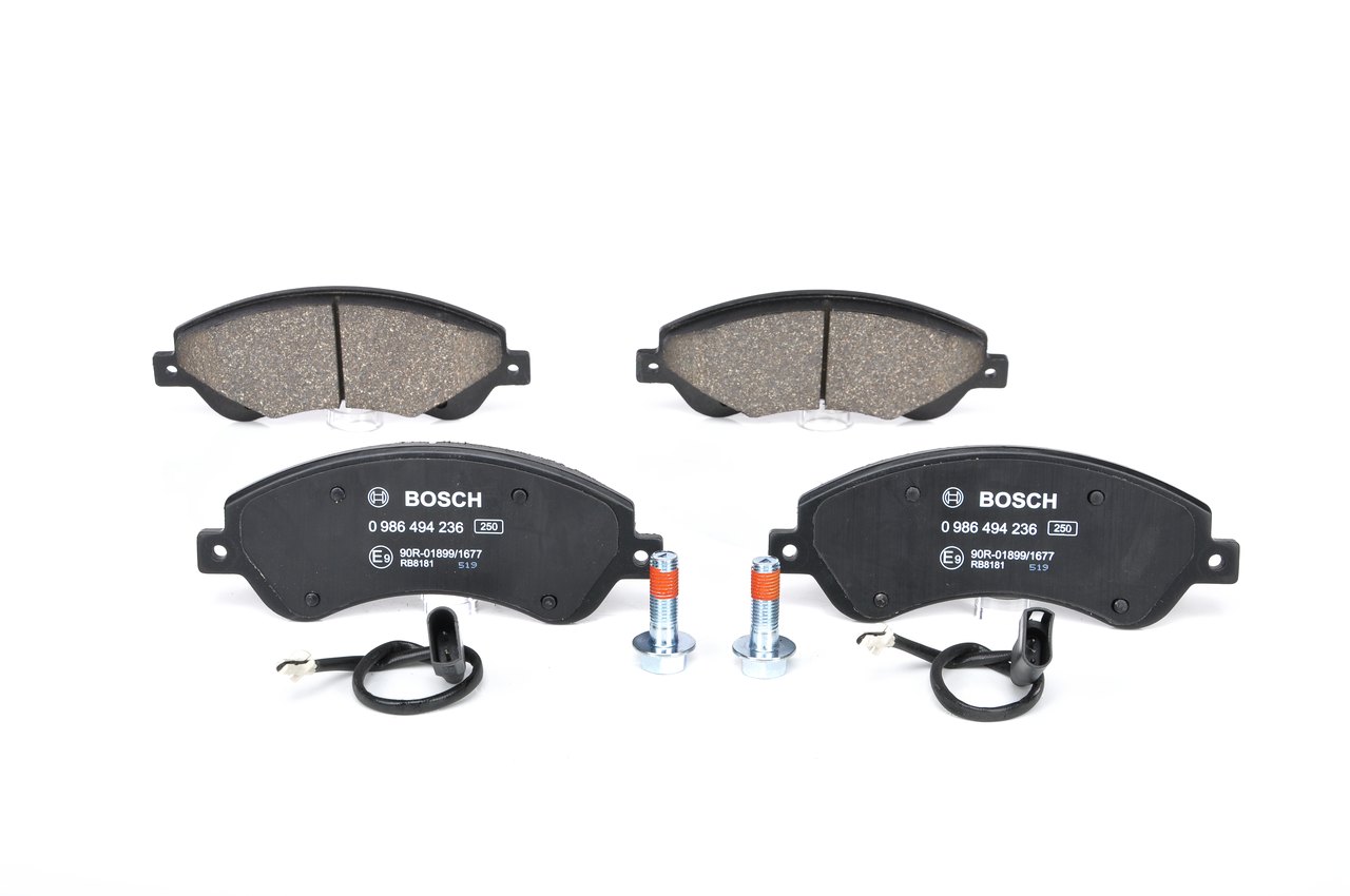 BOSCH 0 986 494 236: Juego de pastillas de freno con accesorios, Chapa antichirridos, con tornillos