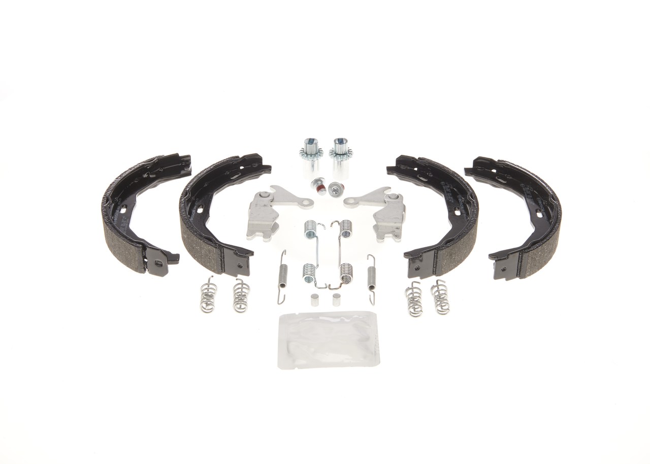 BOSCH 0 204 113 816 Комплект спирачна челюст, ръчна спирачка MERCEDES-BENZ C-класа T-modell (S204) 224 K.C. дизел цена