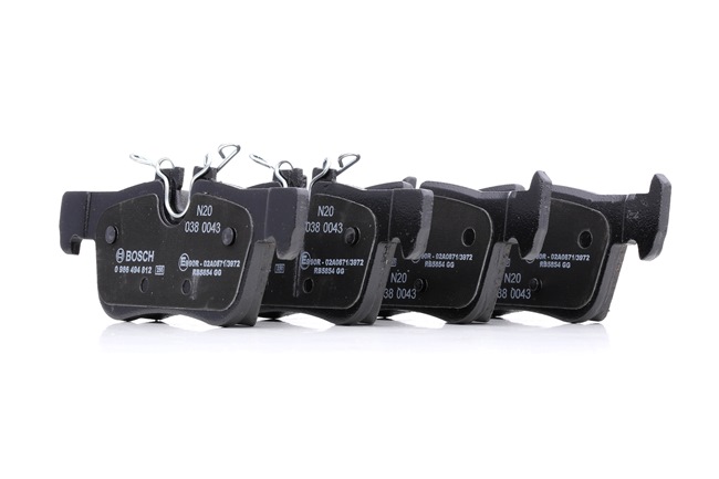 BOSCH 0 986 494 812: Bremsbeläge mit Anti-Quietsch-Blech