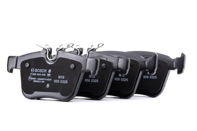 BOSCH 0 986 494 819 Jarrupalat, levyjarru VOLVO XC60 II (246) 340 hv Bensiini/sähköhybridi hinta