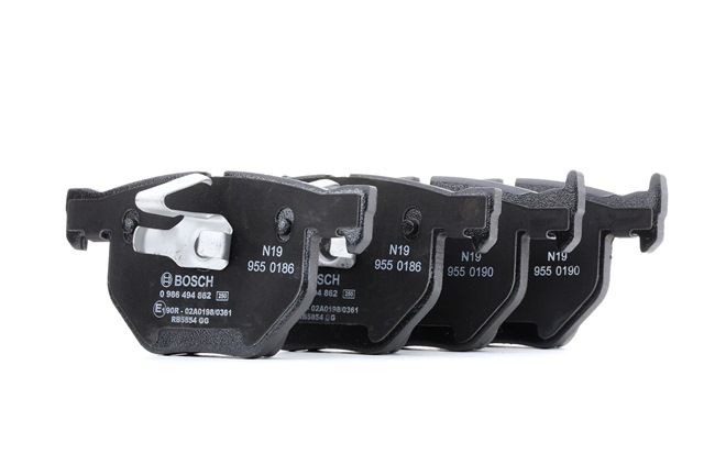 BOSCH 0 986 494 862: Bremsbeläge mit Kolbenclip, mit Anti-Quietsch-Blech