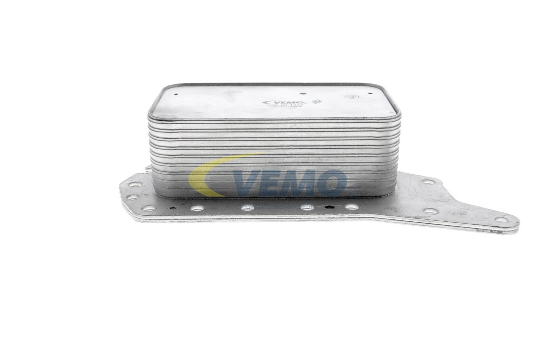 VEMO V30-60-1322: Eļļas radiators, Motoreļļa ar blīvēm, Original VEMO Quality