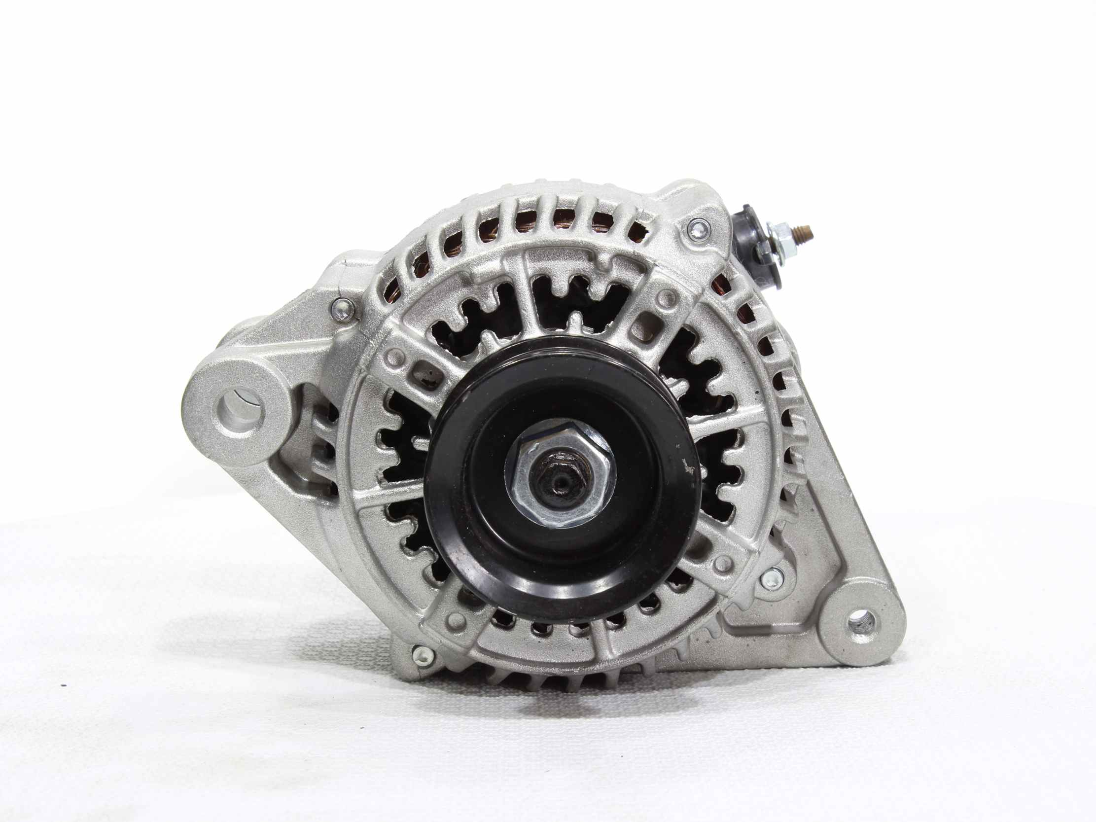 ALANKO 10443182: Alternator 90A