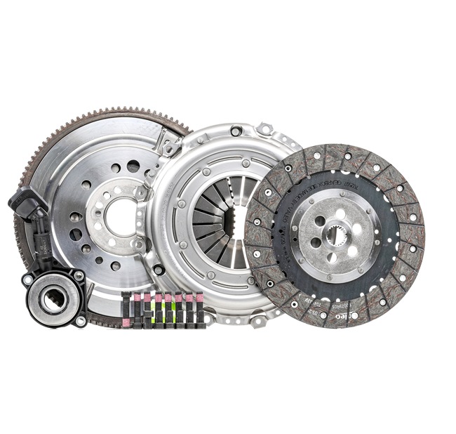 VALEO 837447: Kit ambreiaj FULLPACK DMF (CSC) cu volant cu masă dublă, cu rulment de presiune, cu set suruburi, cu set suruburi de siguranta, fara senzor