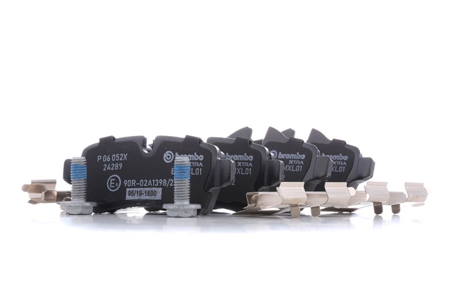 BREMBO P 06 052X: Bremsbeläge XTRA LINE ohne Zubehör, mit Anti-Quietsch-Blech