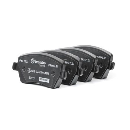 BREMBO P 68 033X: Piduriklotsid XTRA LINE koos lisadega, koos pidurisadula kruvidega, koos kokkusurumisvastase plekiga