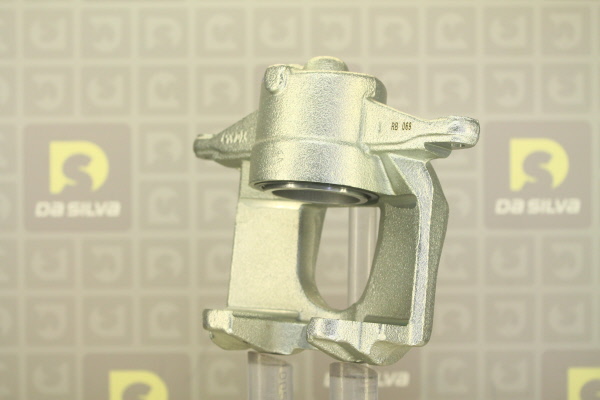 DA SILVA ET9815: Bremssattel vor der Achse, Vorderachse links